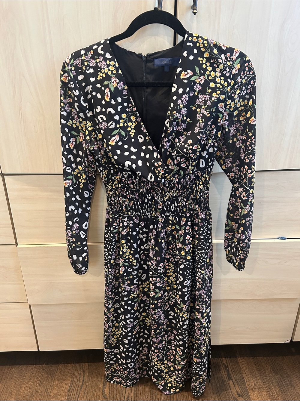RACHEL Rachel Roy Black Floral Print Dress with elastic waist. Size 4